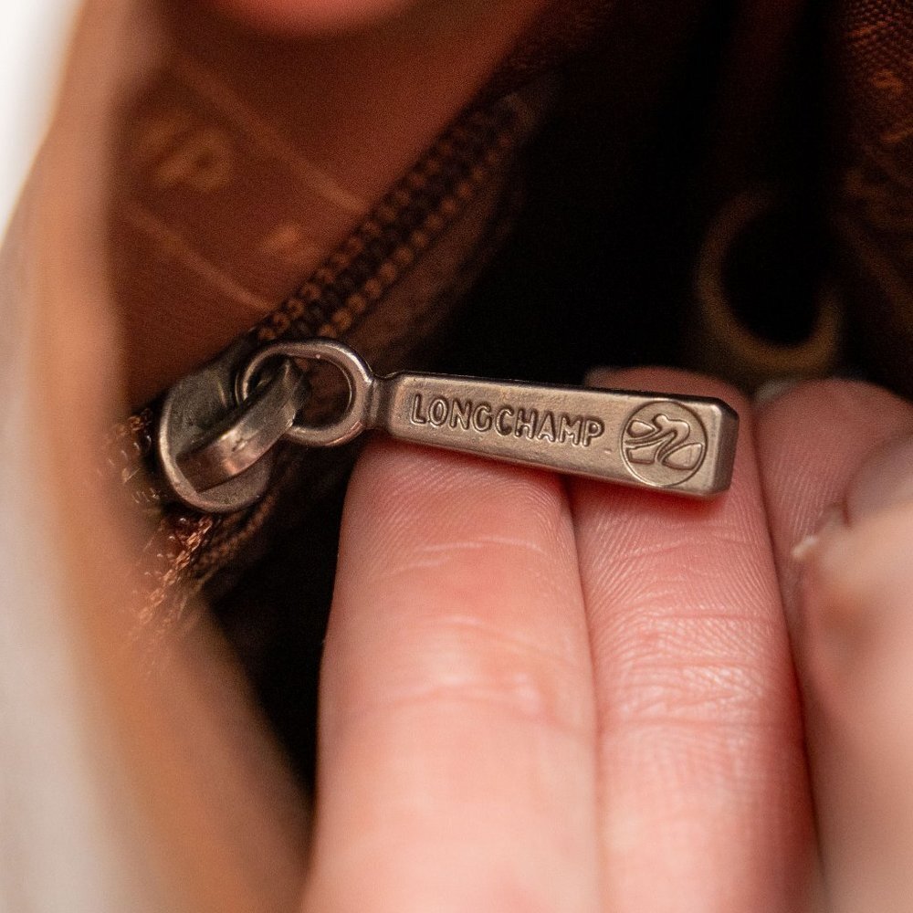 ~ FIRM PRICE ~ 
VINTAGE LONGCHAMP Camel Colored Leather Crossbody - Picture 15 of 16